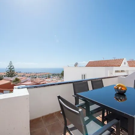 Luxury 2 Bedrooms Sea View Flat Apartman