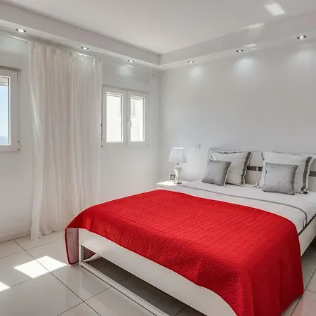 Apartman Luxury 2 Bedrooms Sea View Flat